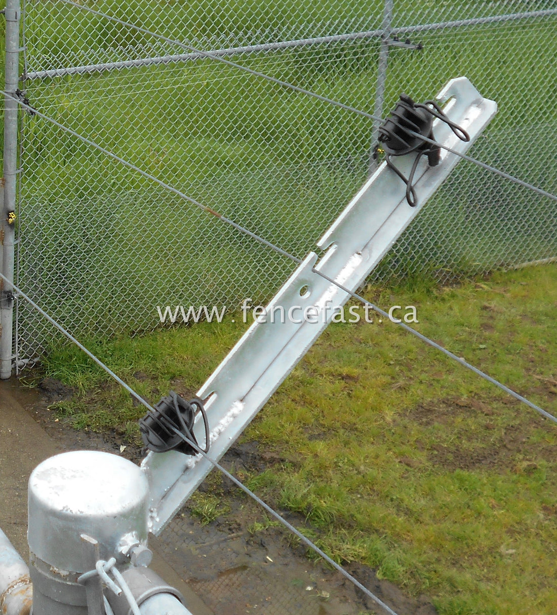 Gallagher Double Pinlock Steel T-Post Insulator 25/Bag