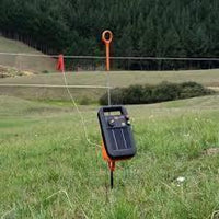 Gallagher S20 Portable Solar Fence Energizer Hooked Up
